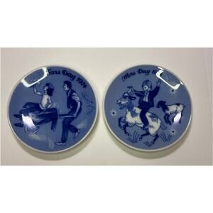 Norway Porsgrund Mors Dag/Fars Dag Mother/Father Day Vintage 1974 Plates Blue